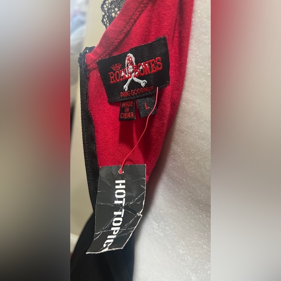 Hot Topic Royal Bones By Tripp Red & Black Lace Hi-Low Dress size Large - Picture 9 of 10